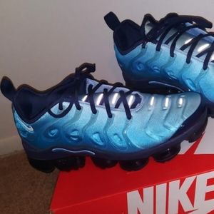 Air Vapormax plus